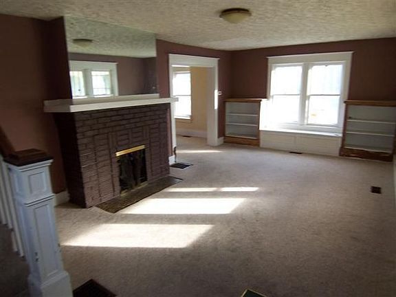 4th image of 1842 Woodward Ave