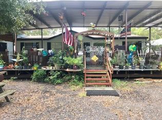 391 Manila Dr, Angleton, TX 77515