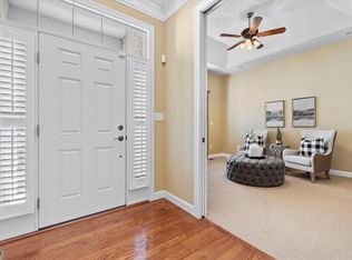 952 Chesterfield Villas Cir, Chesterfield, MO 63017