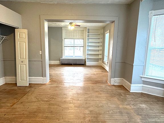 5th image of 503 4th Ave S APT 1