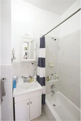 Rented by CG Realty | media 25