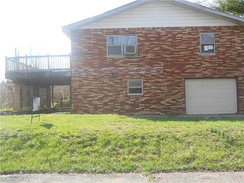 1st image of 2900 Shady Oak Dr