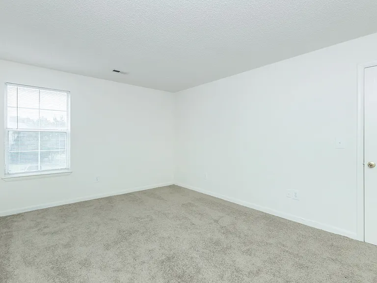 Clearfield Apartments — Photo 30