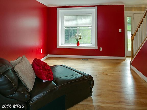 5th image of 23 New Bedford Ct