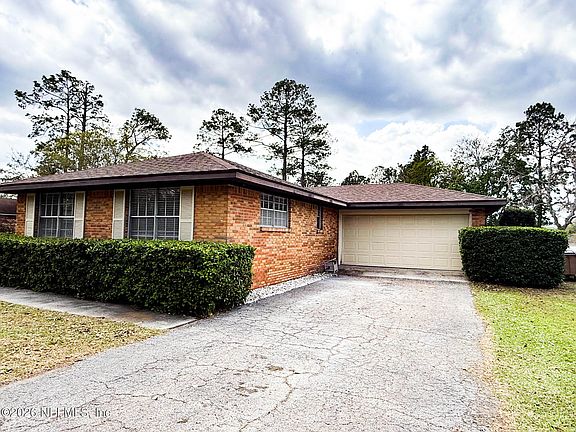 3rd image of 13982 SE 48TH Avenue