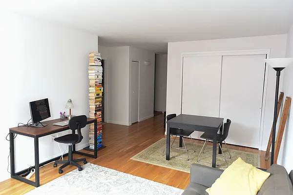 Rented by Owner | media 17