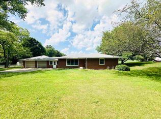 15416 3rd Rd, Plymouth, IN 46563