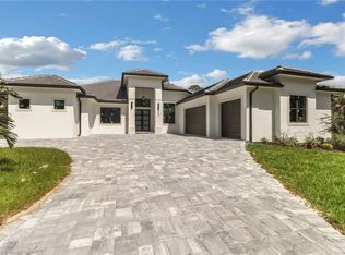 4607 13th Ave SW, Naples, FL 34116