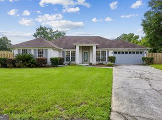 107 S Woodridge Ct, Kingsland, GA 31548