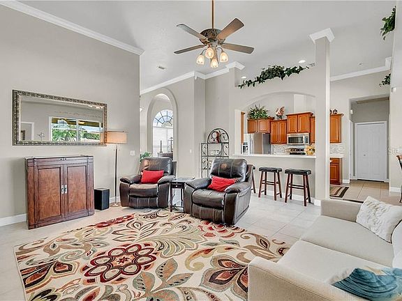 5th image of 310 Ruby Lake Ln