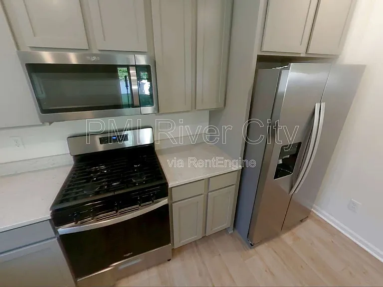 227 Boulder Ln — Photo 1