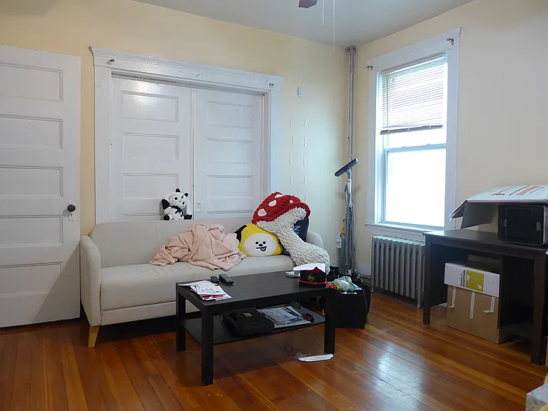 158 Hillside St #2 — Photo 4