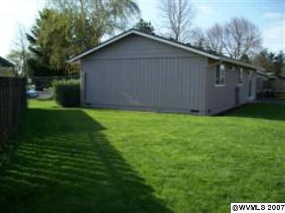 The other side of the backyard