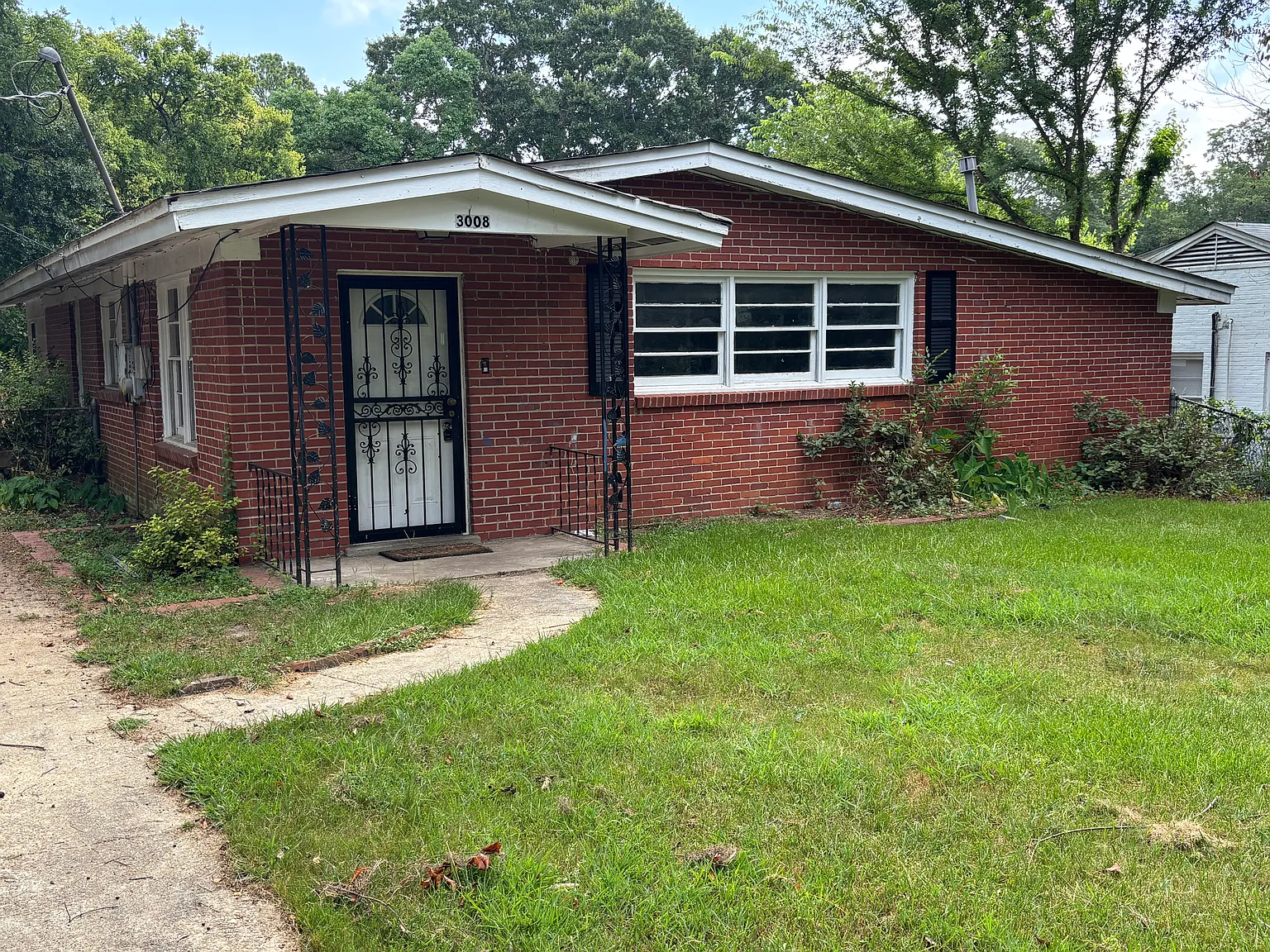 3008 Cabot St — Photo 1