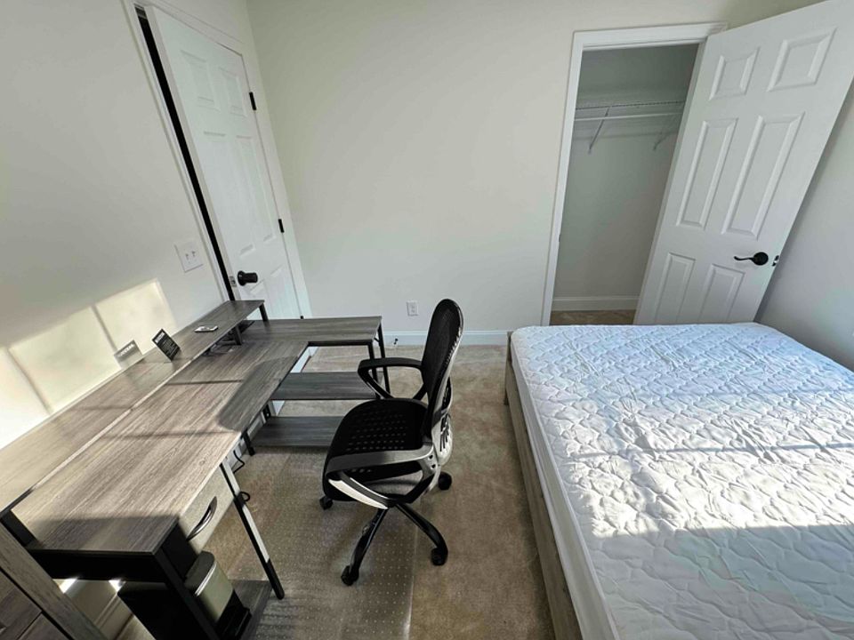 2210 Pansy St NW Atlanta GA Zillow