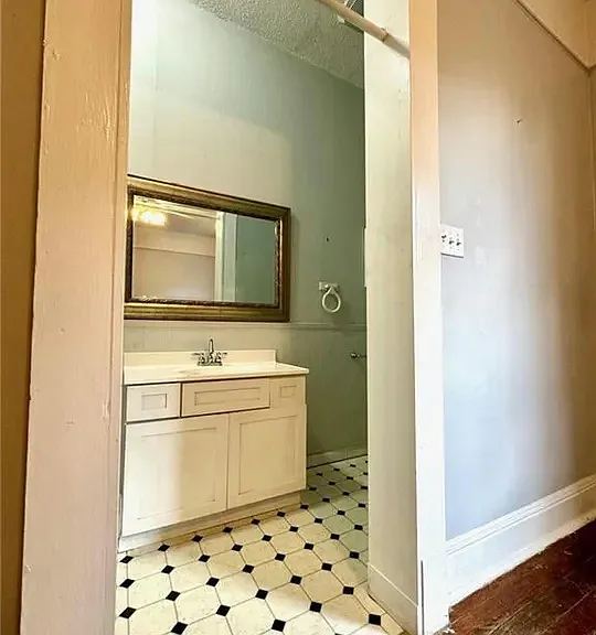 5939 Freret St #1 — Photo 5