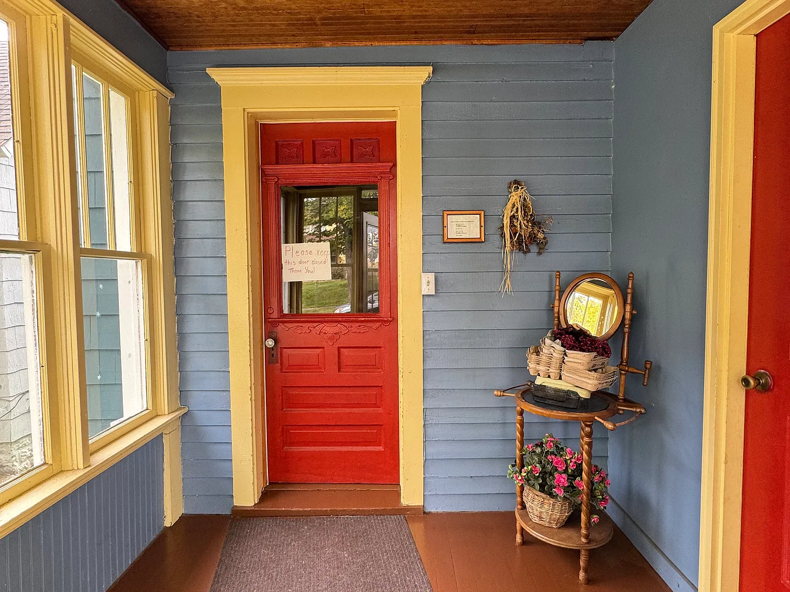 2 bed, 1100 sqft, $1,050 — Photo 2