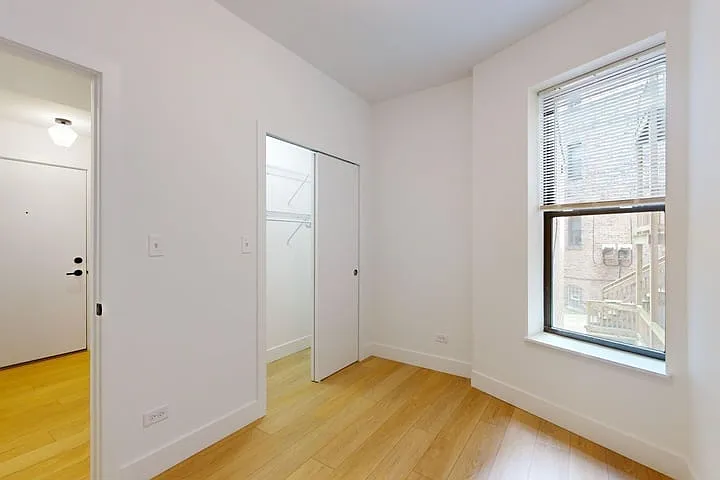 5339-5345 S. Woodlawn Avenue — Photo 22