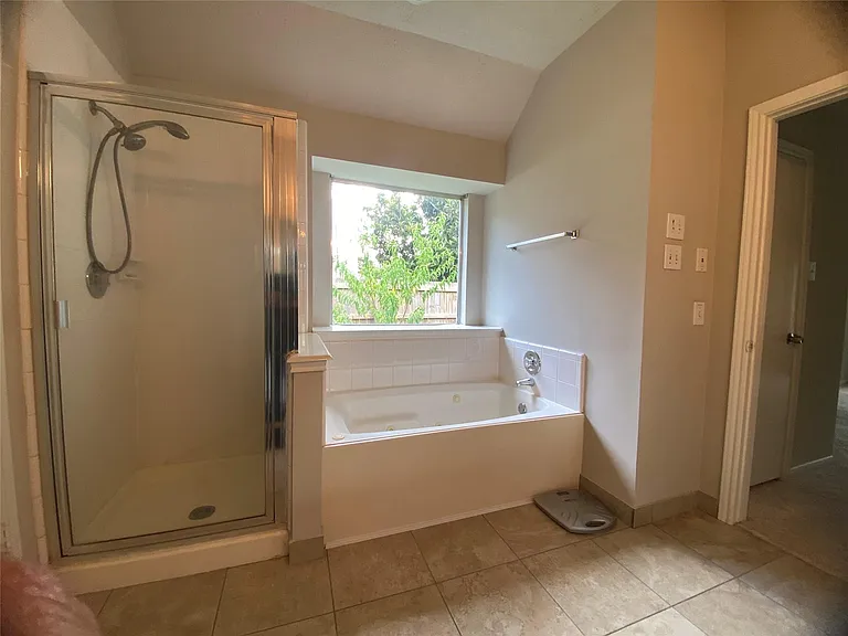 15922 Williwaw Dr — Photo 22