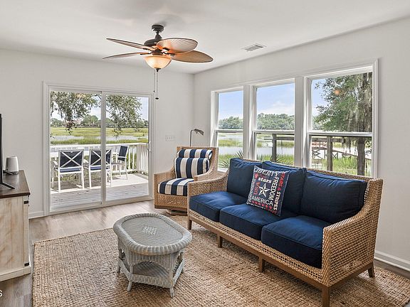 5th image of 2904 Waters Edge Court E