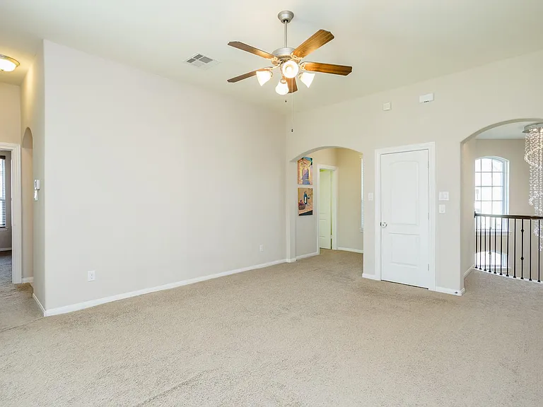 4622 Regal Shadow Ln — Photo 25