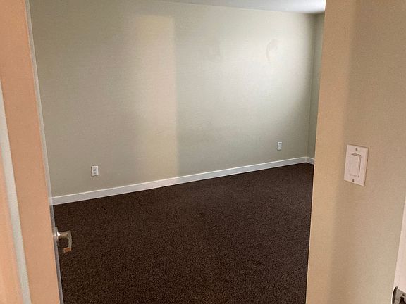 4th image of 419 21st Ave APT 4
