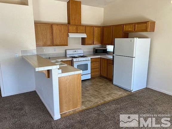 5th image of 1305 Cooney Dr