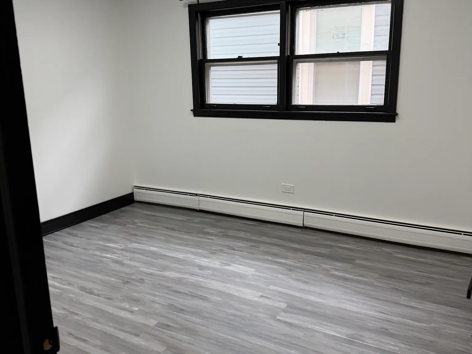 3 bed, $2,200 — Photo 1
