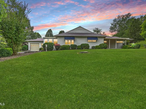 237 Edgefield Rd, Piney Flats, TN 37686