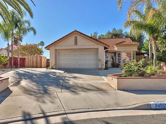 2nd image of 24557 Tuscola Cir