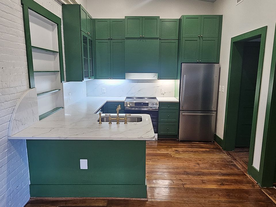 1st image of 117 N Main St #2