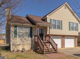 16 Huntcliff Dr, Cartersville, GA 30121