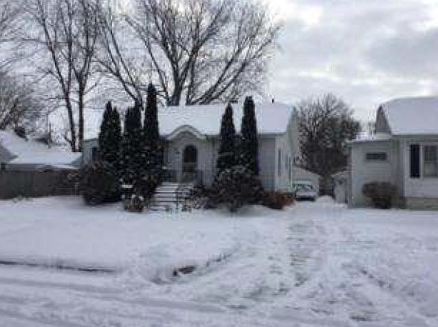2nd image of 305 W Charles St
