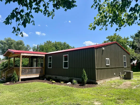 711 W Woodbine Road, Ash Grove, MO 65604