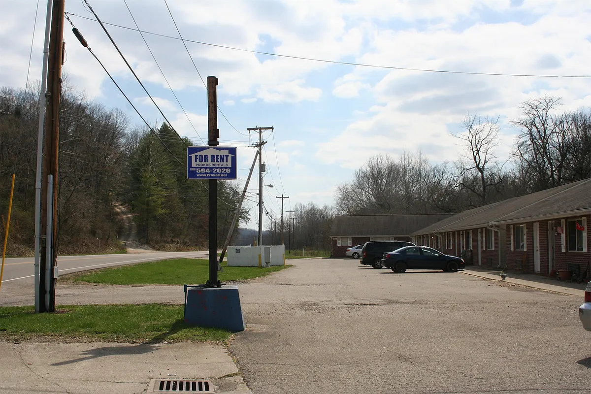 Building Photo - 16069 US Highway 33