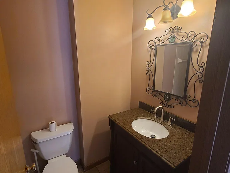 3542 Patcon Way — Photo 22
