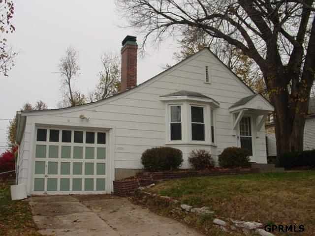 1st image of 6036 Manderson St