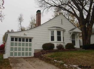 6036 Manderson St, Omaha, NE 68104