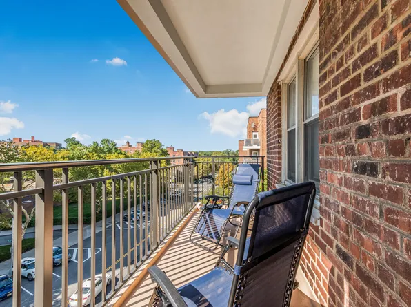 3720 Independence Avenue image 4 of 17