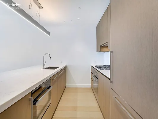 Rented by Sotheby's International Realty | media 26