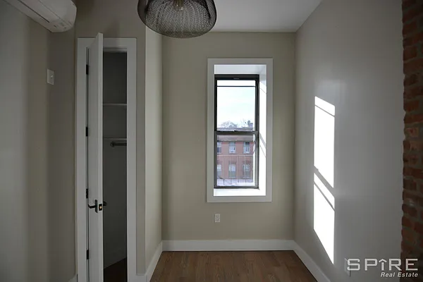 Rented by Spire Group | media 93