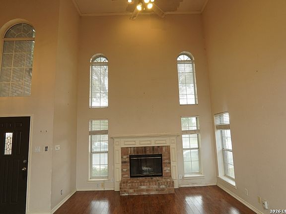 5th image of 1818 Caraselle Loop Court