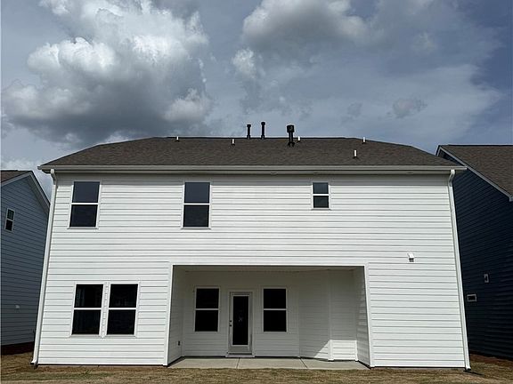2nd image of 724 Beautyberry Way