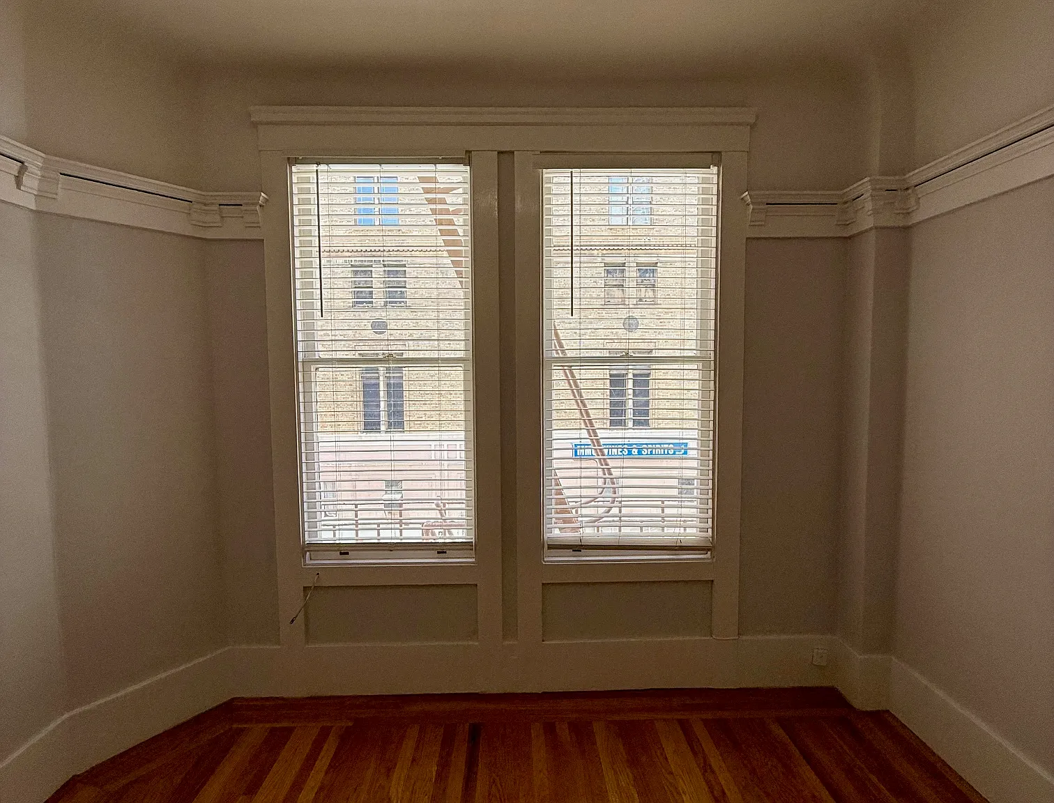 542 Mason Street — Photo 3