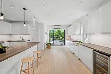 Sold by Nest Seekers International