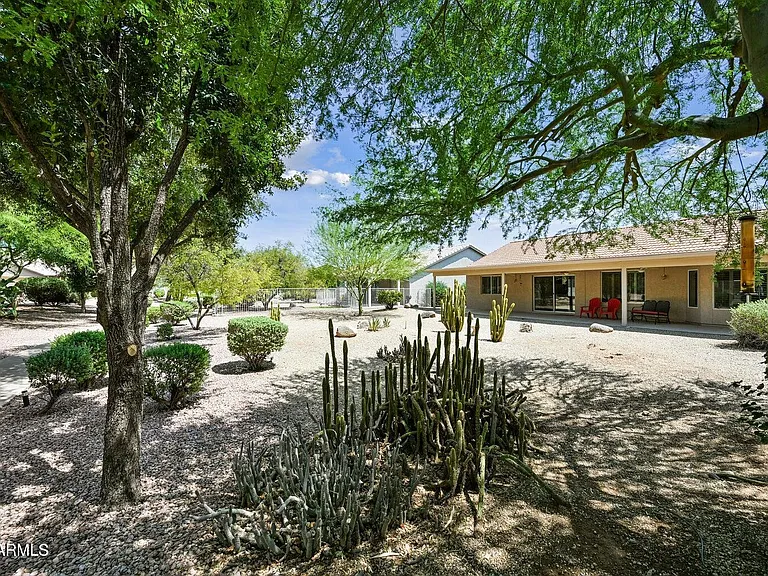 9222 E Crystal Dr — Photo 25