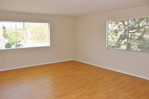 5th image of 11901 Goshen Ave APT 105
