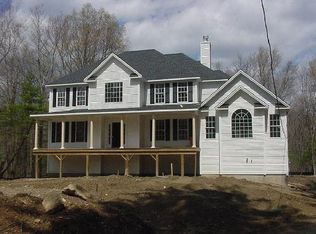 81 New Lebbon Rd, Newtown, CT 06482