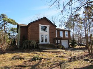 101 Baywood Dr, Toms River, NJ 08753