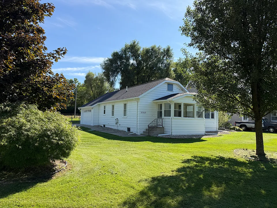 3765 Flansburg Rd
